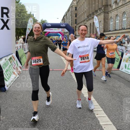 06.09.2026 - CURREX Alsterlauf Strokosch-Dieckow http://msf.ph/oto/10139895 06.09.2026 10:16:10 Ziel 2019, 2098, 2810, 3311, 3539, 4028, 4043, 4056, 4069, 4264, 4733, 5425, 5618, 5825, 5945 meine-sportfotos.de