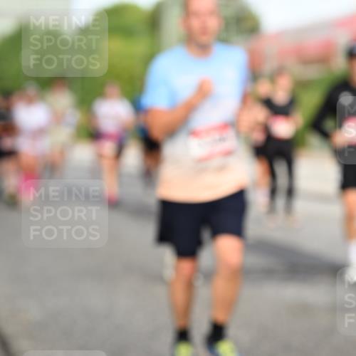 06.09.2026 - CURREX Alsterlauf Dr. Thomas Lammeyer http://msf.ph/oto/10139908 06.09.2026 10:07:14 Laufen  meine-sportfotos.de