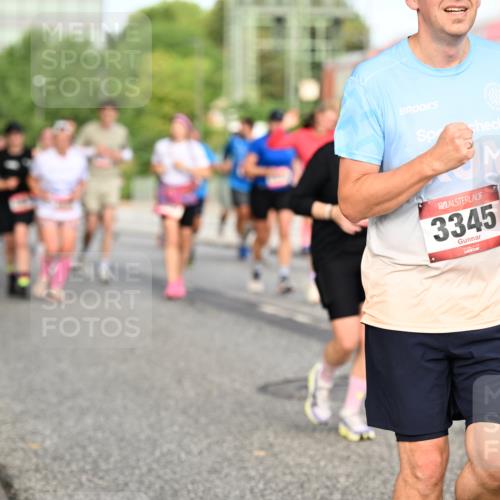 06.09.2026 - CURREX Alsterlauf Dr. Thomas Lammeyer http://msf.ph/oto/10139916 06.09.2026 10:07:15 Laufen 3345, 0, 6393 meine-sportfotos.de