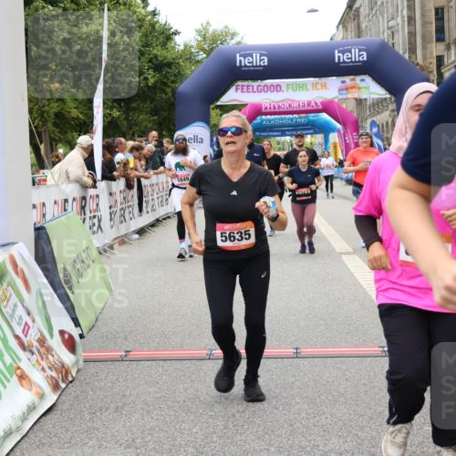 06.09.2026 - CURREX Alsterlauf Strokosch-Dieckow http://msf.ph/oto/10139947 06.09.2026 10:17:30 Ziel 2462, 2546, 2547, 2597, 2598, 2911, 2985, 3117, 3444, 3709, 5118, 5560, 5635, 5820, 5849, 6068, 6081, 6342, 6363, 8109 meine-sportfotos.de