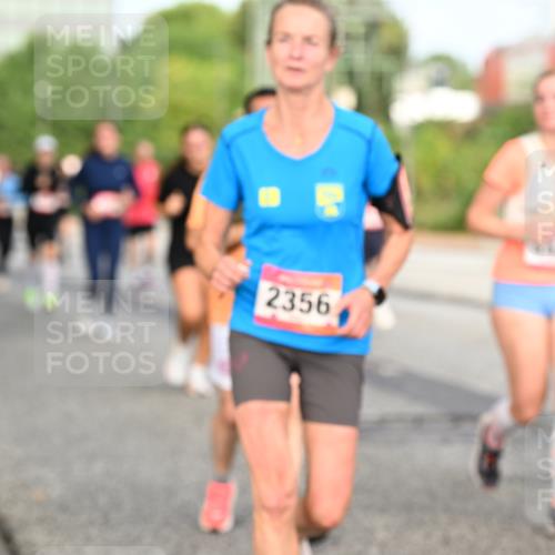 06.09.2026 - CURREX Alsterlauf Dr. Thomas Lammeyer http://msf.ph/oto/10139976 06.09.2026 10:07:20 Laufen 2356 meine-sportfotos.de