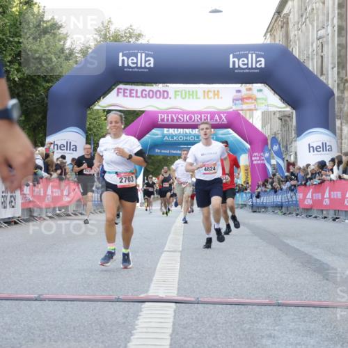 06.09.2026 - CURREX Alsterlauf Yannick Fuchs http://msf.ph/oto/10139978 06.09.2026 09:46:15 Ziel 2342, 2703, 4824, 4970, 5515, 5906, 6014, 6406, 8210, 8266 meine-sportfotos.de
