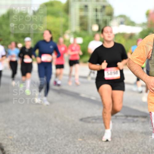 06.09.2026 - CURREX Alsterlauf Dr. Thomas Lammeyer http://msf.ph/oto/10139989 06.09.2026 10:07:22 Laufen 5891, 3601 meine-sportfotos.de
