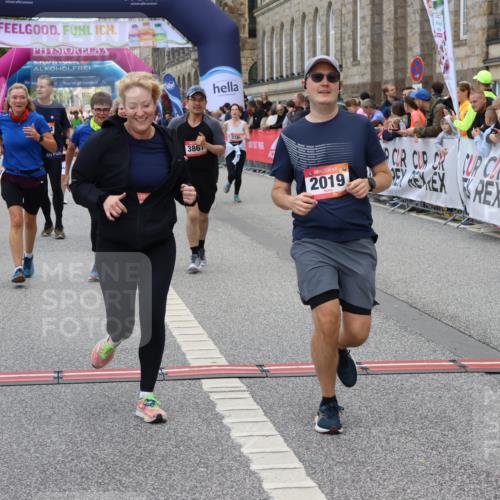 06.09.2026 - CURREX Alsterlauf Strokosch-Dieckow http://msf.ph/oto/10140003 06.09.2026 10:16:14 Ziel 2019, 2098, 2614, 2810, 2881, 2884, 3189, 3539, 3867, 4043, 4056, 4069, 4455, 5425, 5559, 5564, 5825, 5945 meine-sportfotos.de