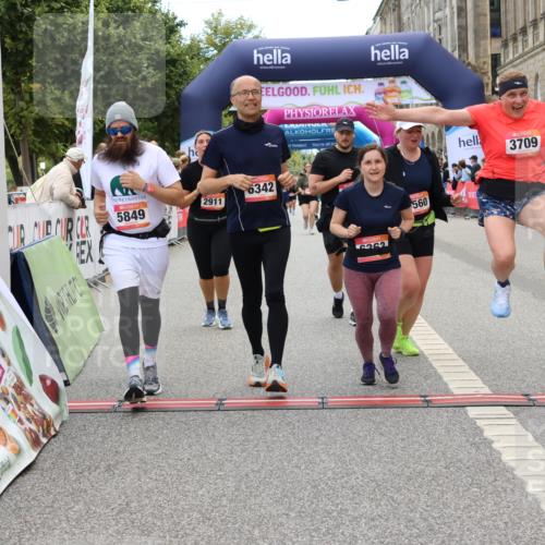 06.09.2026 - CURREX Alsterlauf Strokosch-Dieckow http://msf.ph/oto/10140005 06.09.2026 10:17:33 Ziel 2462, 2597, 2598, 2911, 2985, 3117, 3444, 3709, 5118, 5560, 5635, 5820, 5849, 6068, 6081, 6342, 6363, 8109 meine-sportfotos.de