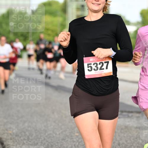 06.09.2026 - CURREX Alsterlauf Dr. Thomas Lammeyer http://msf.ph/oto/10140049 06.09.2026 10:07:29 Laufen 5327, 6100 meine-sportfotos.de