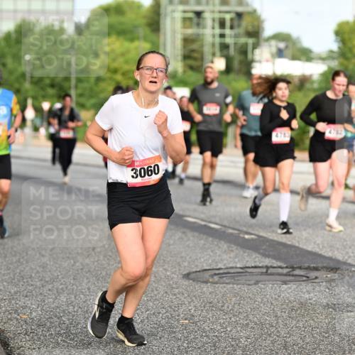 06.09.2026 - CURREX Alsterlauf Dr. Thomas Lammeyer http://msf.ph/oto/10140082 06.09.2026 10:07:32 Laufen 467, 3060 meine-sportfotos.de