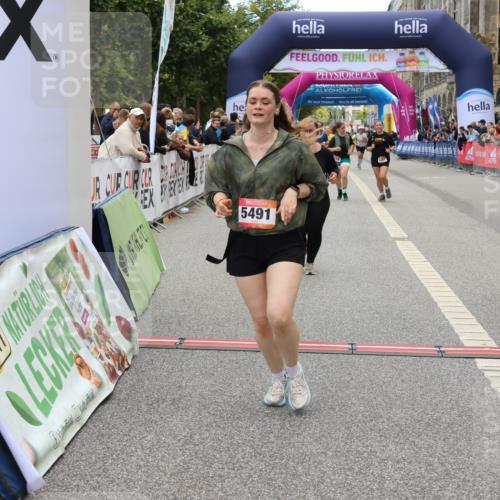 06.09.2026 - CURREX Alsterlauf Strokosch-Dieckow http://msf.ph/oto/10140083 06.09.2026 10:17:41 Ziel 2070, 2911, 3797, 3823, 5491, 8109 meine-sportfotos.de