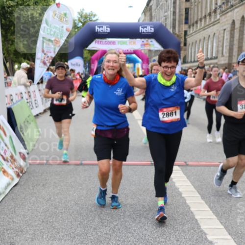 06.09.2026 - CURREX Alsterlauf Strokosch-Dieckow http://msf.ph/oto/10140084 06.09.2026 10:16:17 Ziel 2019, 2614, 2881, 2884, 3189, 3539, 3867, 4396, 4455, 5425, 5559, 5564, 5787, 5945 meine-sportfotos.de