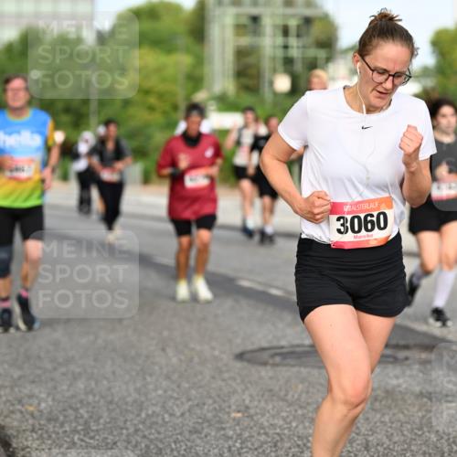 06.09.2026 - CURREX Alsterlauf Dr. Thomas Lammeyer http://msf.ph/oto/10140091 06.09.2026 10:07:33 Laufen 3060 meine-sportfotos.de