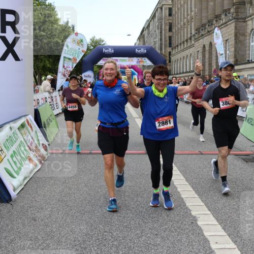 06.09.2026 - CURREX Alsterlauf Strokosch-Dieckow http://msf.ph/oto/10140103 06.09.2026 10:16:17 Ziel 2019, 2614, 2881, 2884, 3189, 3539, 3867, 4396, 4455, 5425, 5559, 5564, 5787, 5945 meine-sportfotos.de