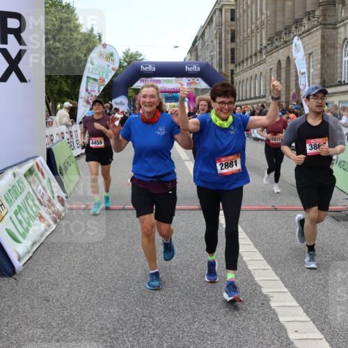 06.09.2026 - CURREX Alsterlauf Strokosch-Dieckow http://msf.ph/oto/10140109 06.09.2026 10:16:17 Ziel 2019, 2614, 2881, 2884, 3189, 3539, 3867, 4396, 4455, 5425, 5559, 5564, 5787, 5945 meine-sportfotos.de