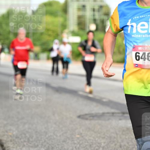06.09.2026 - CURREX Alsterlauf Dr. Thomas Lammeyer http://msf.ph/oto/10140113 06.09.2026 10:07:37 Laufen 6467 meine-sportfotos.de