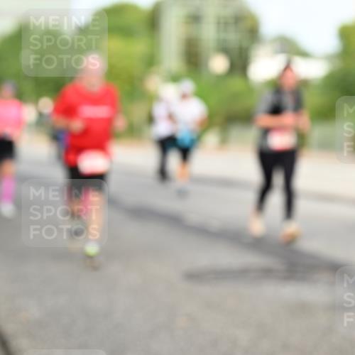 06.09.2026 - CURREX Alsterlauf Dr. Thomas Lammeyer http://msf.ph/oto/10140121 06.09.2026 10:07:38 Laufen  meine-sportfotos.de