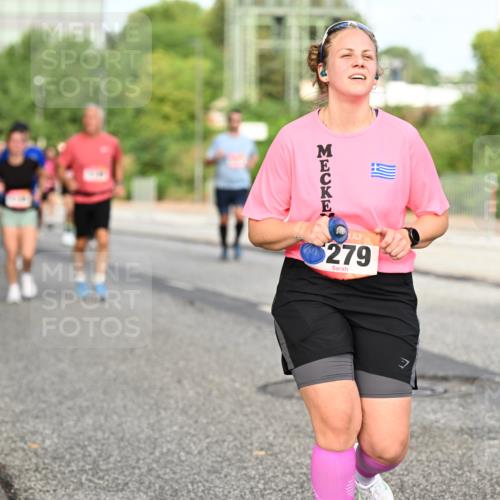 06.09.2026 - CURREX Alsterlauf Dr. Thomas Lammeyer http://msf.ph/oto/10140159 06.09.2026 10:07:43 Laufen 279 meine-sportfotos.de