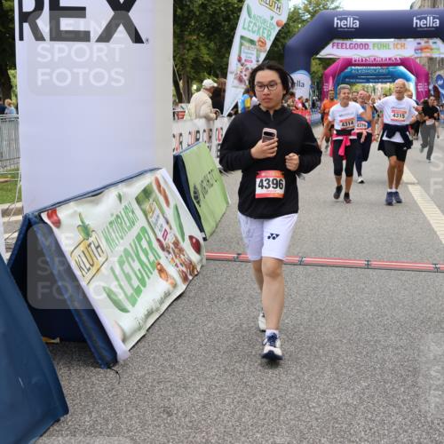 06.09.2026 - CURREX Alsterlauf Strokosch-Dieckow http://msf.ph/oto/10140221 06.09.2026 10:16:22 Ziel 2614, 2744, 2881, 2884, 2910, 3189, 3867, 4314, 4315, 4366, 4396, 4455, 4820, 4821, 5559, 5564, 5787 meine-sportfotos.de