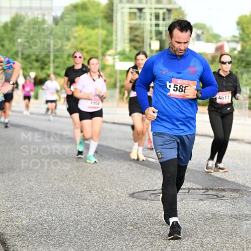 06.09.2026 - CURREX Alsterlauf Dr. Thomas Lammeyer http://msf.ph/oto/10140249 06.09.2026 10:07:59 Laufen 2205, 4954, 588, 4611 meine-sportfotos.de