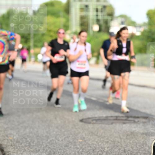 06.09.2026 - CURREX Alsterlauf Dr. Thomas Lammeyer http://msf.ph/oto/10140261 06.09.2026 10:08:00 Laufen  meine-sportfotos.de