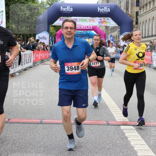 06.09.2026 - CURREX Alsterlauf Strokosch-Dieckow http://msf.ph/oto/10140310 06.09.2026 10:17:51 Ziel 2645, 2710, 2795, 3680, 3948, 4757, 4759, 5177 meine-sportfotos.de