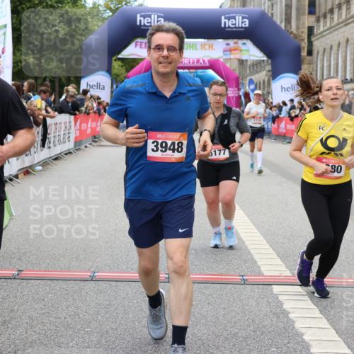 06.09.2026 - CURREX Alsterlauf Strokosch-Dieckow http://msf.ph/oto/10140336 06.09.2026 10:17:51 Ziel 2645, 2710, 2795, 3680, 3948, 4757, 4759, 5177 meine-sportfotos.de