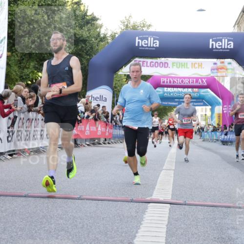 06.09.2026 - CURREX Alsterlauf Yannick Fuchs http://msf.ph/oto/10140420 06.09.2026 09:46:24 Ziel 2342, 2703, 3132, 3182, 4183, 4287, 4537, 4619, 4824, 5419, 5515, 6224 meine-sportfotos.de