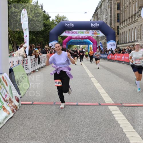 06.09.2026 - CURREX Alsterlauf Strokosch-Dieckow http://msf.ph/oto/10140436 06.09.2026 10:17:54 Ziel 2645, 2710, 2795, 3680, 3948, 4757, 4759, 4977, 5177 meine-sportfotos.de