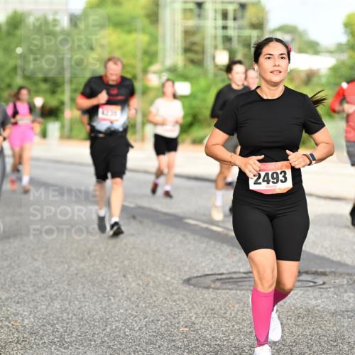 06.09.2026 - CURREX Alsterlauf Dr. Thomas Lammeyer http://msf.ph/oto/10140511 06.09.2026 10:08:29 Laufen 2493 meine-sportfotos.de