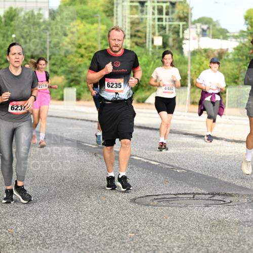 06.09.2026 - CURREX Alsterlauf Dr. Thomas Lammeyer http://msf.ph/oto/10140526 06.09.2026 10:08:30 Laufen 6237, 2219, 6235, 4482, 11 meine-sportfotos.de