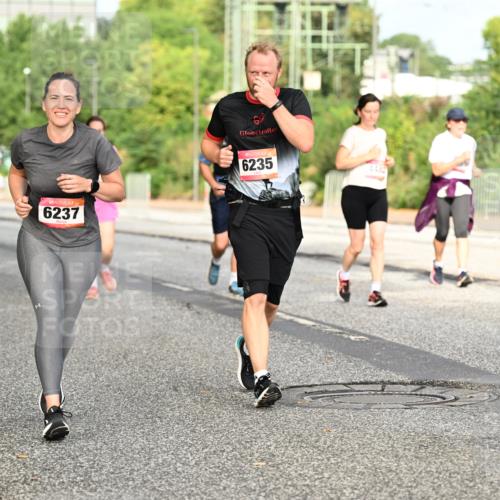 06.09.2026 - CURREX Alsterlauf Dr. Thomas Lammeyer http://msf.ph/oto/10140532 06.09.2026 10:08:31 Laufen 13, 6237, 6235, 4482, 3162 meine-sportfotos.de