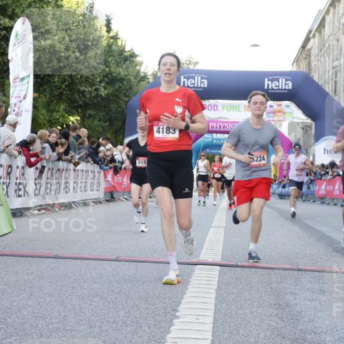 06.09.2026 - CURREX Alsterlauf Yannick Fuchs http://msf.ph/oto/10140583 06.09.2026 09:46:26 Ziel 2342, 2683, 2752, 3132, 3182, 4183, 4287, 4537, 4619, 5419, 5515, 6224 meine-sportfotos.de