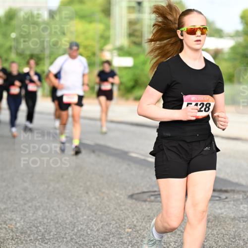 06.09.2026 - CURREX Alsterlauf Dr. Thomas Lammeyer http://msf.ph/oto/10140588 06.09.2026 10:08:37 Laufen 28 meine-sportfotos.de