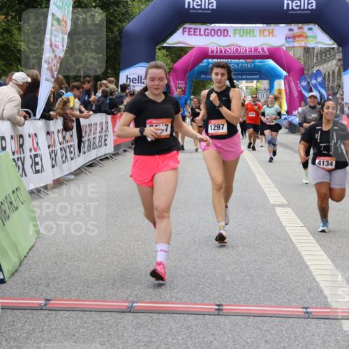 06.09.2026 - CURREX Alsterlauf Strokosch-Dieckow http://msf.ph/oto/10140602 06.09.2026 10:18:06 Ziel 1297, 2920, 2928, 3018, 3917, 4134, 4232, 4906, 4915, 4977 meine-sportfotos.de