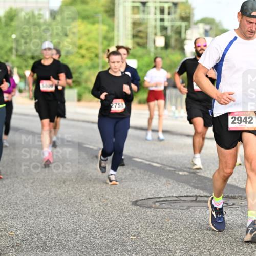 06.09.2026 - CURREX Alsterlauf Dr. Thomas Lammeyer http://msf.ph/oto/10140623 06.09.2026 10:08:40 Laufen 2750, 2942 meine-sportfotos.de