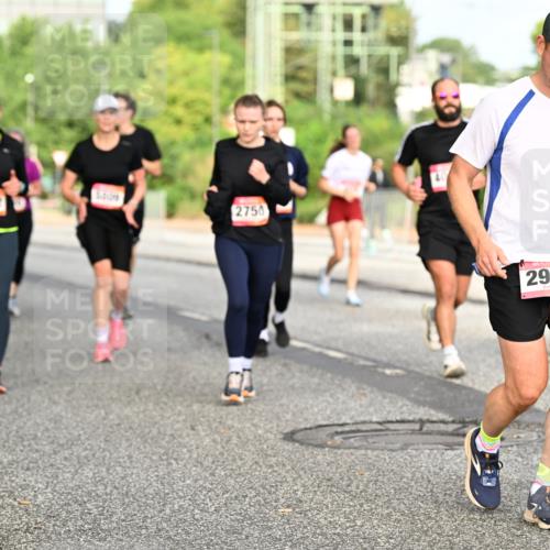06.09.2026 - CURREX Alsterlauf Dr. Thomas Lammeyer http://msf.ph/oto/10140625 06.09.2026 10:08:41 Laufen 2750, 2942 meine-sportfotos.de
