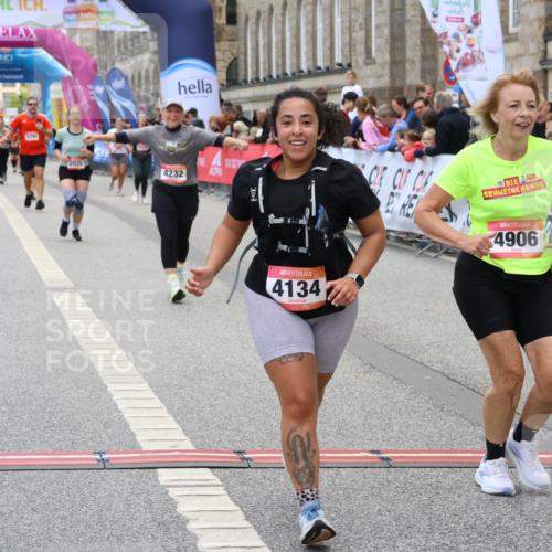 06.09.2026 - CURREX Alsterlauf Strokosch-Dieckow http://msf.ph/oto/10140677 06.09.2026 10:18:08 Ziel 1297, 2026, 2208, 2209, 2920, 2928, 3018, 3917, 4134, 4232, 4906, 4915 meine-sportfotos.de