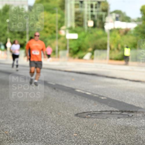 06.09.2026 - CURREX Alsterlauf Dr. Thomas Lammeyer http://msf.ph/oto/10140686 06.09.2026 10:08:47 Laufen  meine-sportfotos.de