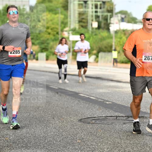 06.09.2026 - CURREX Alsterlauf Dr. Thomas Lammeyer http://msf.ph/oto/10140718 06.09.2026 10:08:51 Laufen 2588, 2285, 2678 meine-sportfotos.de