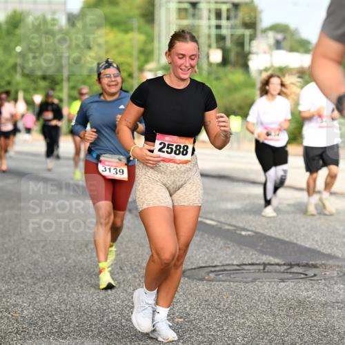 06.09.2026 - CURREX Alsterlauf Dr. Thomas Lammeyer http://msf.ph/oto/10140740 06.09.2026 10:08:54 Laufen 3139, 2588, 2 meine-sportfotos.de