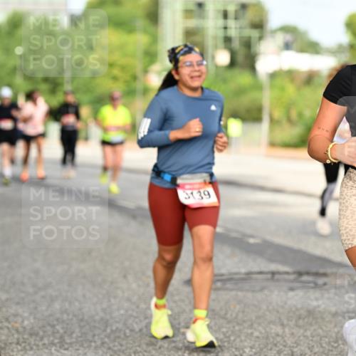 06.09.2026 - CURREX Alsterlauf Dr. Thomas Lammeyer http://msf.ph/oto/10140750 06.09.2026 10:08:55 Laufen 3139, 66, 21, 99, 2588 meine-sportfotos.de