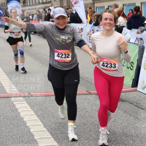 06.09.2026 - CURREX Alsterlauf Strokosch-Dieckow http://msf.ph/oto/10140756 06.09.2026 10:18:12 Ziel 1297, 2026, 2208, 2209, 2262, 3917, 4134, 4232, 4906, 5050, 6339, 8290 meine-sportfotos.de