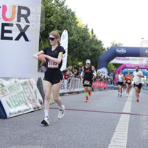 06.09.2026 - CURREX Alsterlauf Yannick Fuchs http://msf.ph/oto/10140772 06.09.2026 09:46:29 Ziel 2563, 2683, 2752, 3132, 3182, 4183, 4619, 4663, 6109, 6224 meine-sportfotos.de