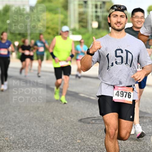 06.09.2026 - CURREX Alsterlauf Dr. Thomas Lammeyer http://msf.ph/oto/10140853 06.09.2026 10:09:07 Laufen 4975, 4976 meine-sportfotos.de