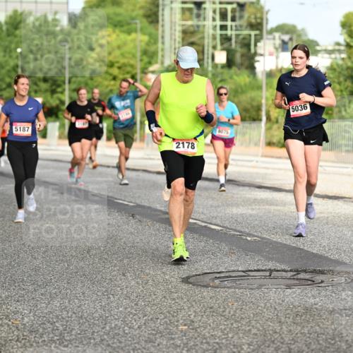 06.09.2026 - CURREX Alsterlauf Dr. Thomas Lammeyer http://msf.ph/oto/10140859 06.09.2026 10:09:08 Laufen 5187, 2178, 8075, 5036 meine-sportfotos.de