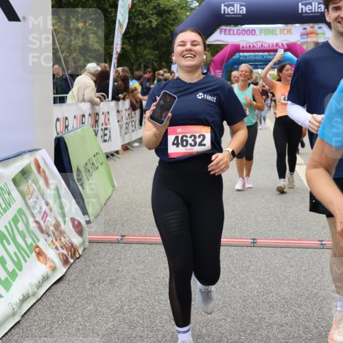 06.09.2026 - CURREX Alsterlauf Strokosch-Dieckow http://msf.ph/oto/10140896 06.09.2026 10:18:20 Ziel 2208, 2209, 2262, 2381, 3083, 3682, 3683, 4186, 4391, 4479, 4632, 4644, 5050, 5572, 6321, 6322, 6339, 8290 meine-sportfotos.de