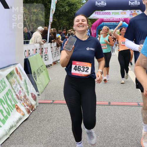 06.09.2026 - CURREX Alsterlauf Strokosch-Dieckow http://msf.ph/oto/10140901 06.09.2026 10:18:21 Ziel 2262, 2381, 3083, 3682, 3683, 4186, 4391, 4479, 4632, 4644, 5050, 5572, 6321, 6322, 6339, 8290 meine-sportfotos.de