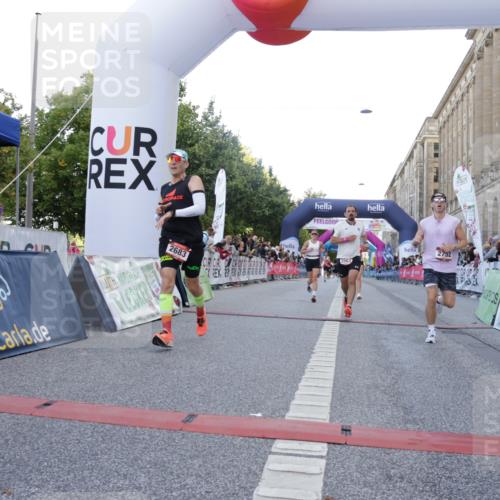 06.09.2026 - CURREX Alsterlauf Yannick Fuchs http://msf.ph/oto/10140917 06.09.2026 09:46:31 Ziel 2563, 2683, 2752, 3132, 3182, 4183, 4619, 4663, 6109, 6224 meine-sportfotos.de