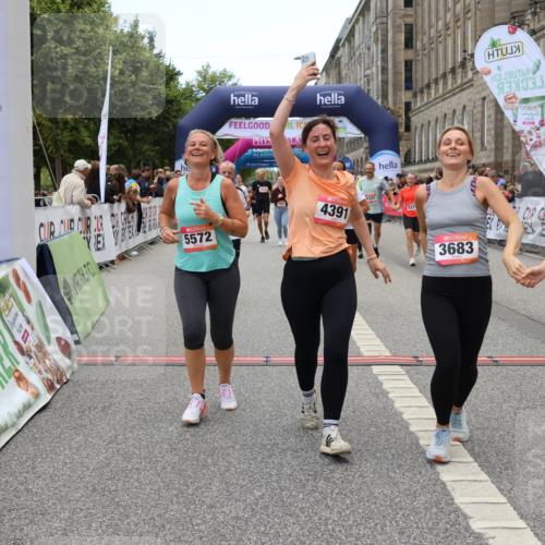 06.09.2026 - CURREX Alsterlauf Strokosch-Dieckow http://msf.ph/oto/10140920 06.09.2026 10:18:23 Ziel 2262, 2381, 2804, 3083, 3682, 3683, 4107, 4186, 4391, 4479, 4632, 4644, 4795, 4804, 5050, 5572, 5921, 6321, 6322 meine-sportfotos.de
