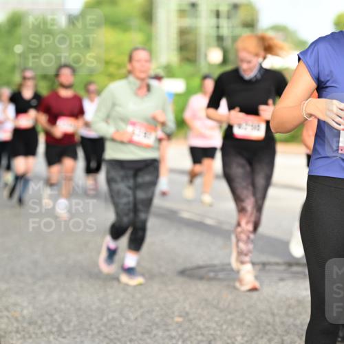 06.09.2026 - CURREX Alsterlauf Dr. Thomas Lammeyer http://msf.ph/oto/10140931 06.09.2026 10:09:16 Laufen 5187 meine-sportfotos.de