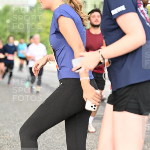 06.09.2026 - CURREX Alsterlauf Dr. Thomas Lammeyer http://msf.ph/oto/10140944 06.09.2026 10:09:19 Laufen 68 meine-sportfotos.de