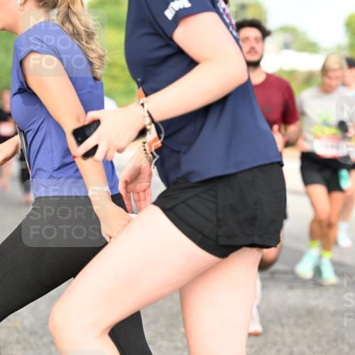 06.09.2026 - CURREX Alsterlauf Dr. Thomas Lammeyer http://msf.ph/oto/10140947 06.09.2026 10:09:19 Laufen  meine-sportfotos.de